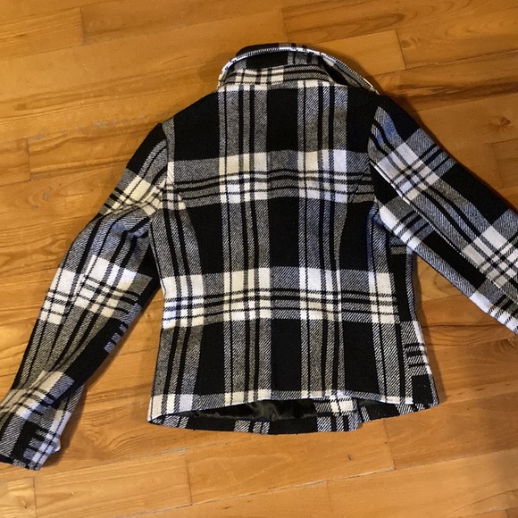 Fall/Winter Plaid jacket youth size M - Picture 4 of 5